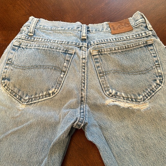 Naturally Worn Lee Jeans - Picture 5 of 7
